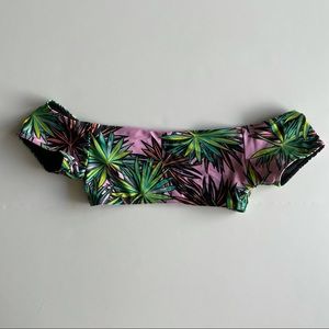 Kendall + Kylie / Topshop Palm Print Bardot Top